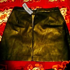 Leather skirt black